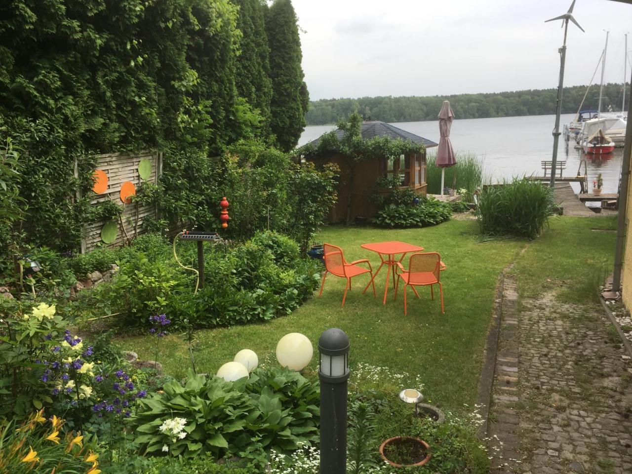 Zeuthen Ferienwohnung Am See, Stadtgrenze Berlin المظهر الخارجي الصورة