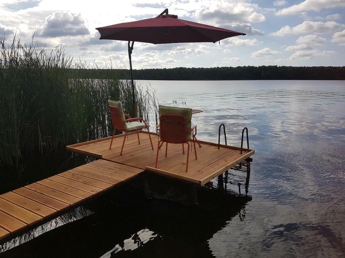 Zeuthen Ferienwohnung Am See, Stadtgrenze Berlin المظهر الخارجي الصورة